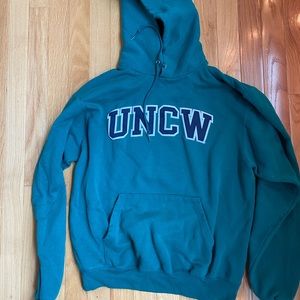 uncw champion hoodie
